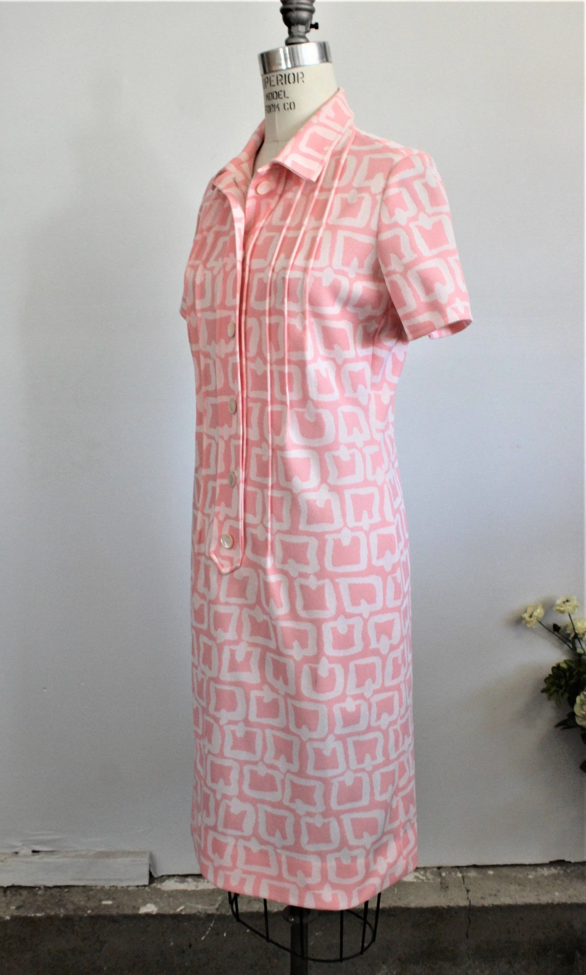Vintage 1960s Pink And White Knit Mod Dress